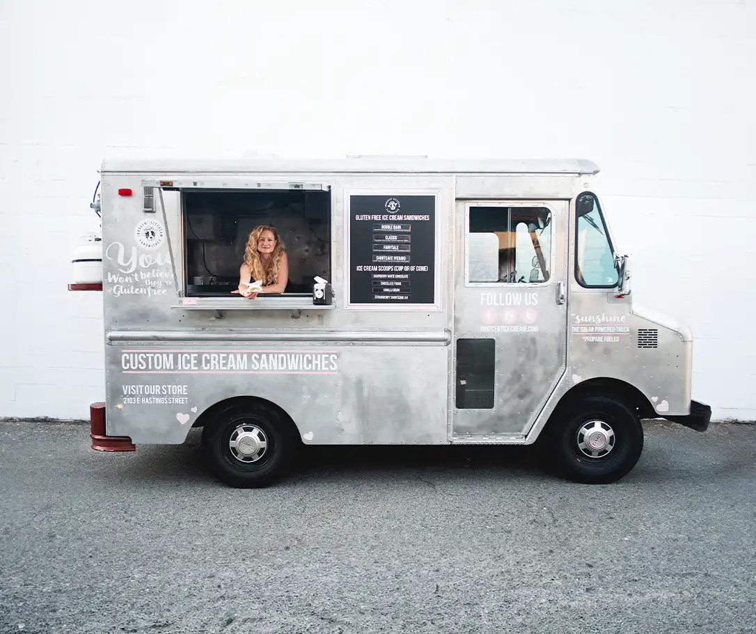 Catering ice cream party truck 1